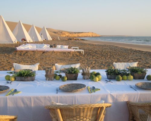 CAMPAMENTO-EN-LA-PLAYA-lores